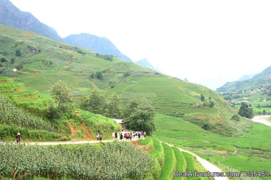 Sapa adventure 2 days 1 night by bus | Image #11/16 | 