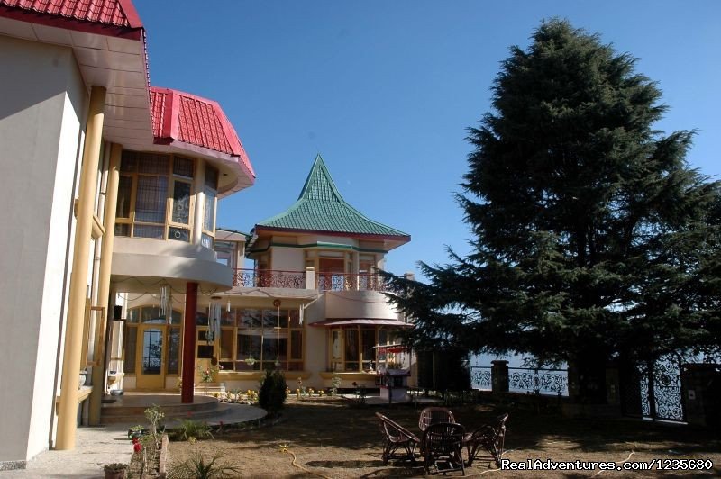 Garden | Aapo Aap Home Stay (B&B), Shimla-India | Image #16/16 | 