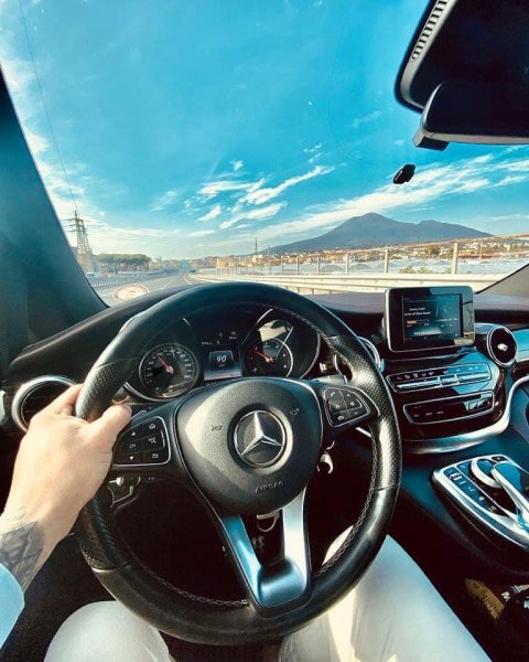 Mercedes