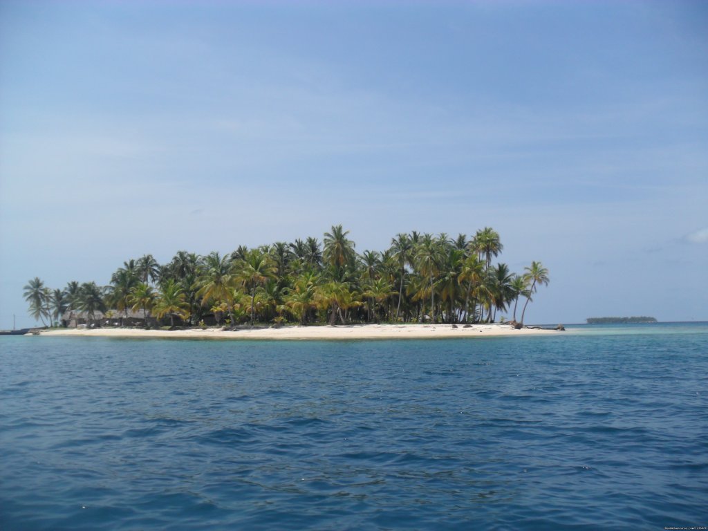 Franklin San Blas Island | Costa Rica & Panama Tour  with Marvelus Travel | Image #15/16 | 