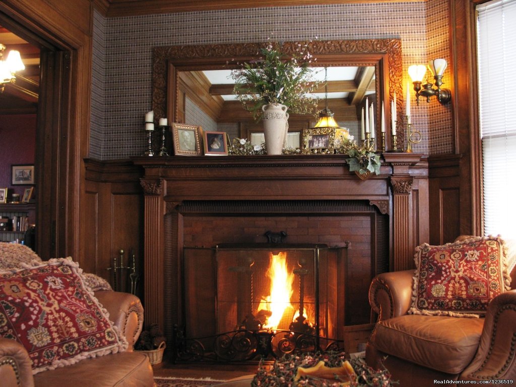 The Oak Room | Greenville Inn at Moosehead Lake | Image #5/23 | 