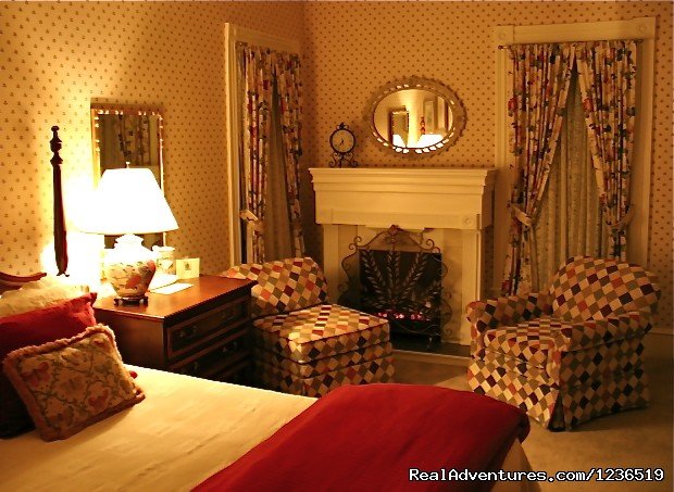 Room 25 | Greenville Inn at Moosehead Lake | Image #12/23 | 