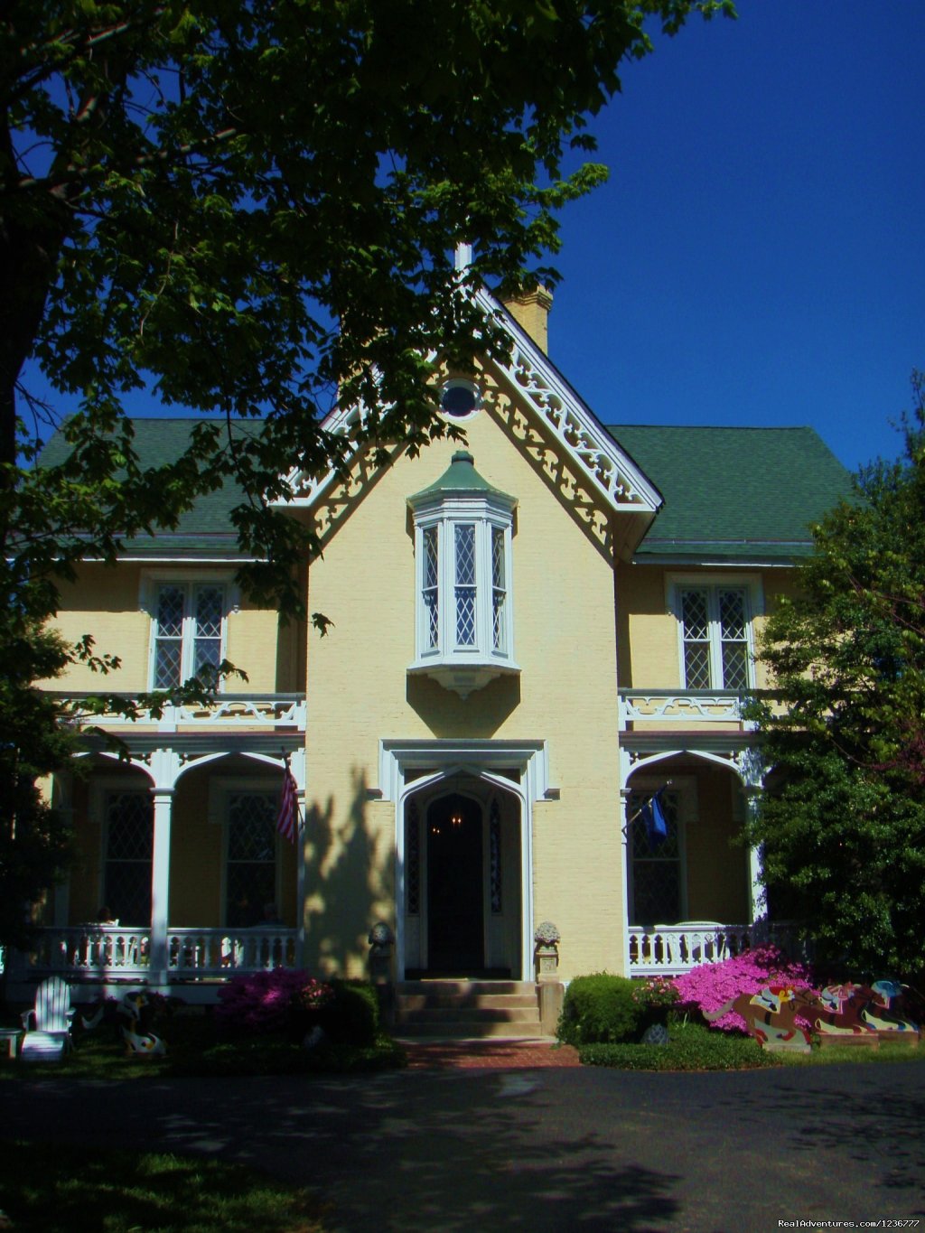 Spring at the Inn at Woodhaven | Inn At Woodhaven A Romantic Bed And Breakfast I | Image #8/10 | 