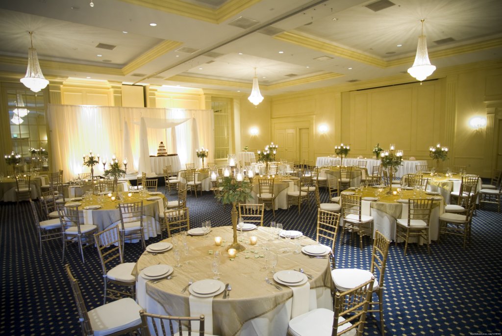 Beautiful Event Ballroom Setups | Your Success Matters at the Crowne Plaza Portland | Image #6/10 | 