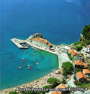 Lakovic Apartments | Petrovac, Montenegro | Bed & Breakfasts