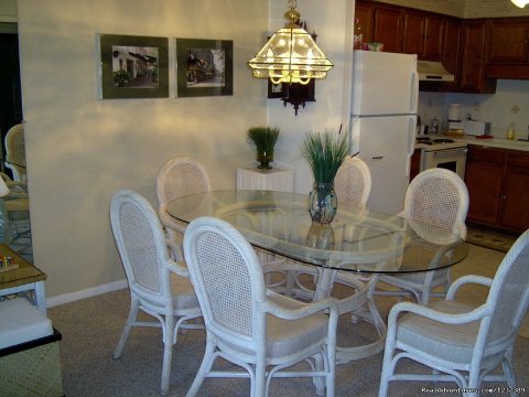 Dining table seats 6