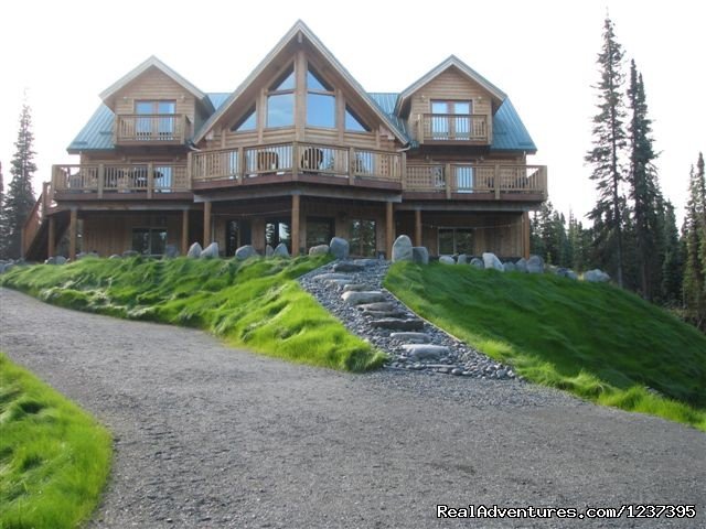 Rear View | Upscale Lodging on the Kenai River, Alaska | Image #2/22 | 