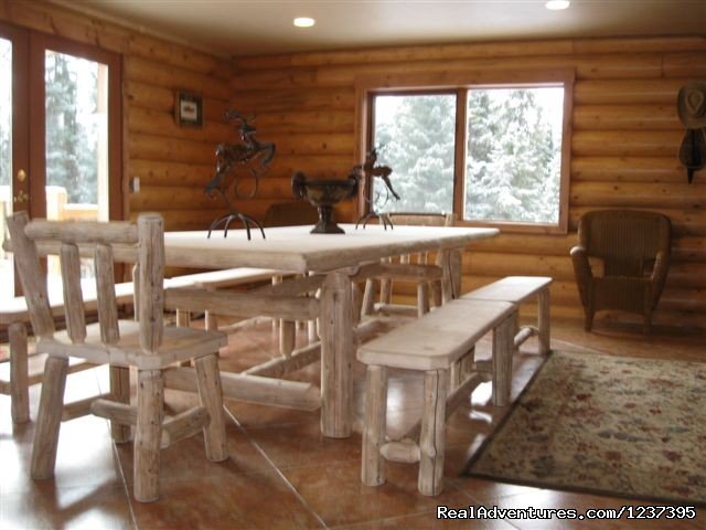 Dining Area | Upscale Lodging on the Kenai River, Alaska | Image #9/22 | 