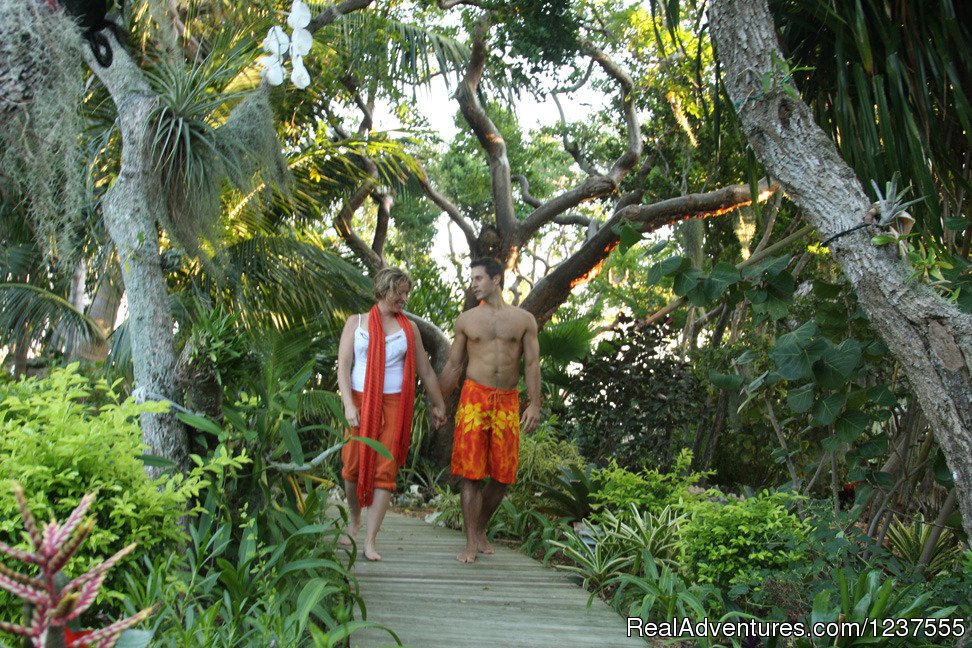 It's time to explore.    Welcome to Seabird Key | Seabird Key, Private Island,  Sandy beach & boat | Image #4/24 | 