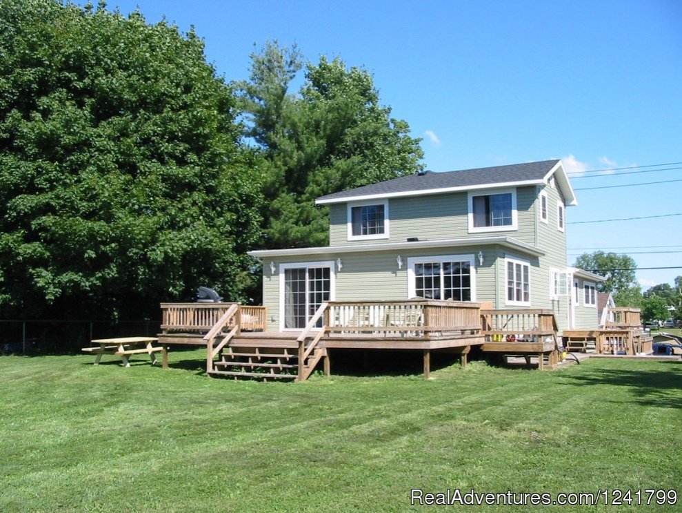 Clayton home deck and nice big back yard | Angel Rock | Image #13/13 | 