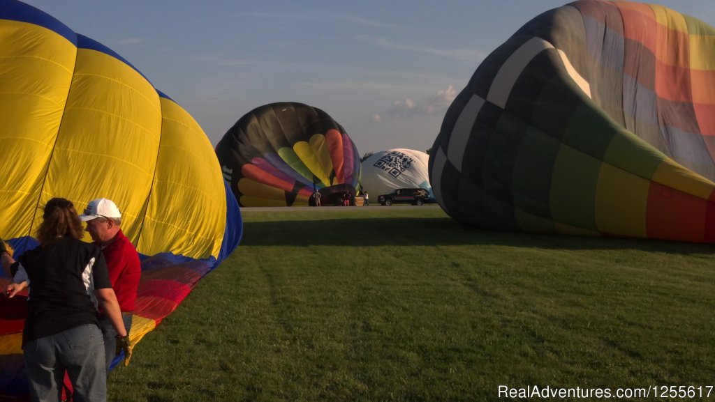 Airing up the fleet | Gentle Breeze Hot Air Balloon Company, Ltd | Image #2/5 | 