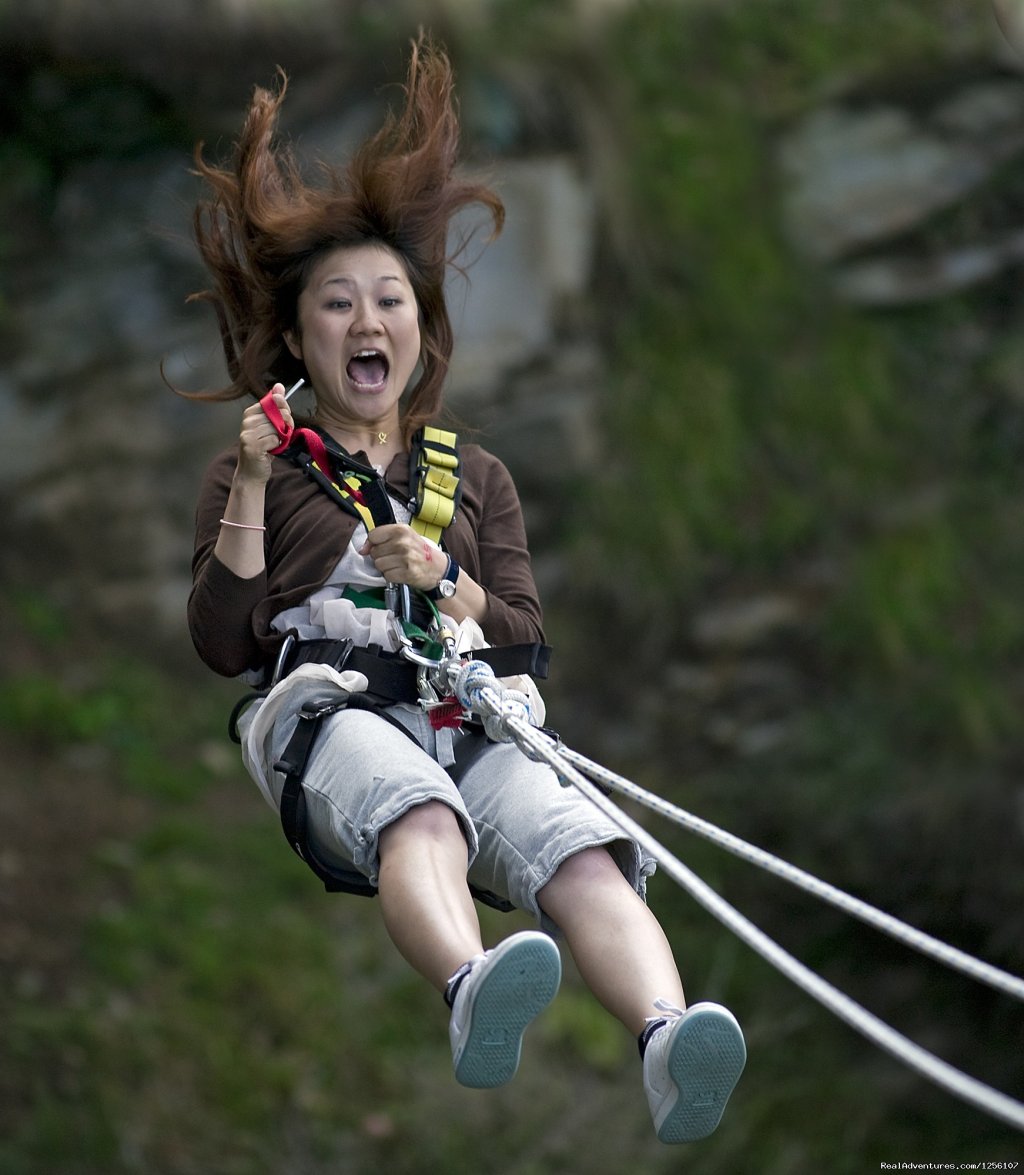 Ledge Swing | AJ Hackett Bungy Queenstown | Image #2/10 | 