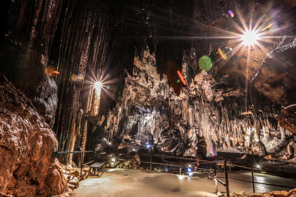 Majestic Caverns | Image #9/12 | 