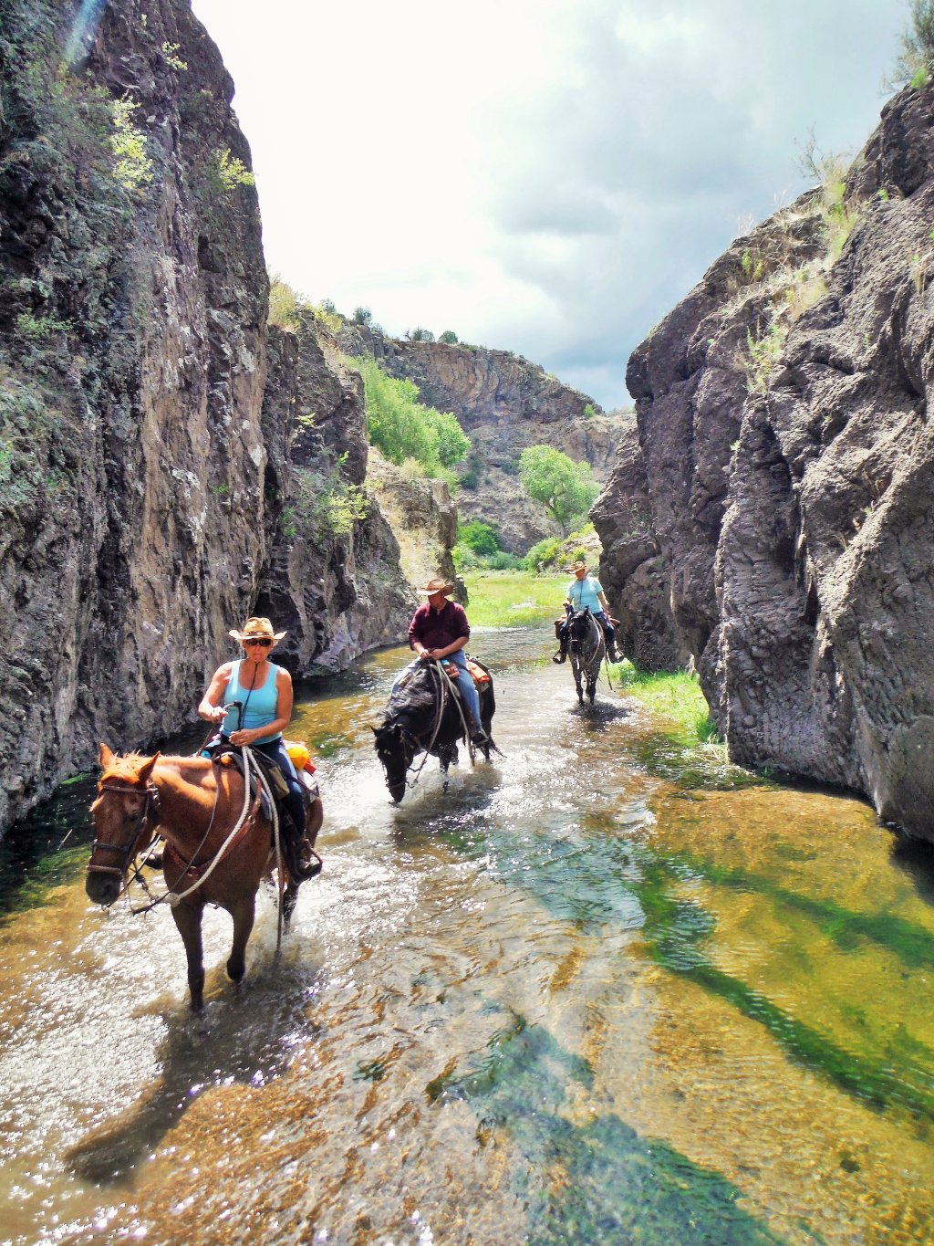 The Narrows | Geronimo Trail Guest Ranch | Image #6/8 | 