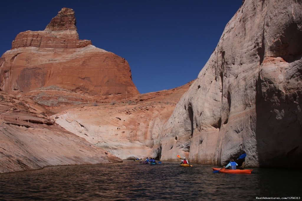 Kayaking Lake Powell | Four Season Guides | Image #11/12 | 