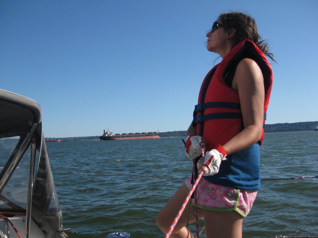 Trimming the sails | Sailing Classes in Vancouver | Image #5/5 | 