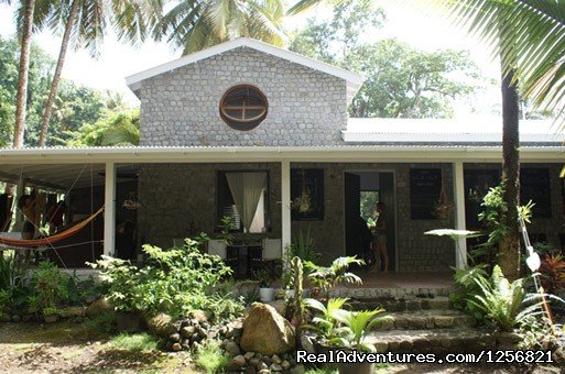 Riverside Cafe | Riverside Glamping in Dominica | Image #15/24 | 