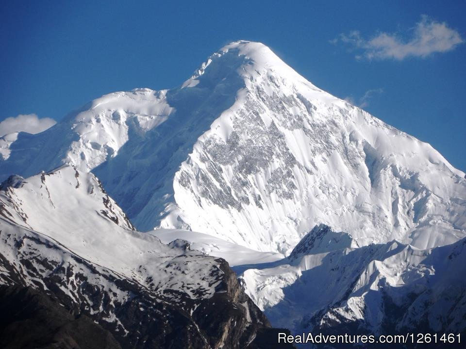 Hunza Adventure Tours | Treks To Gondogoro La | Image #2/14 | 