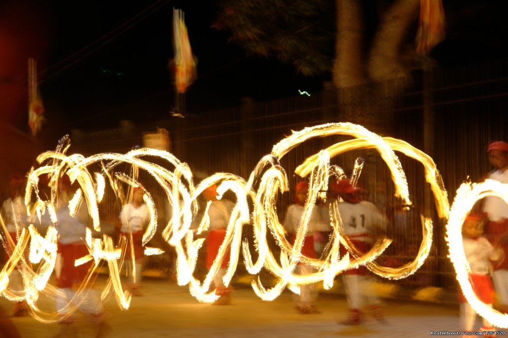 Kandy Perahera 2012 | Drop Inn Kandy | Image #4/4 | 