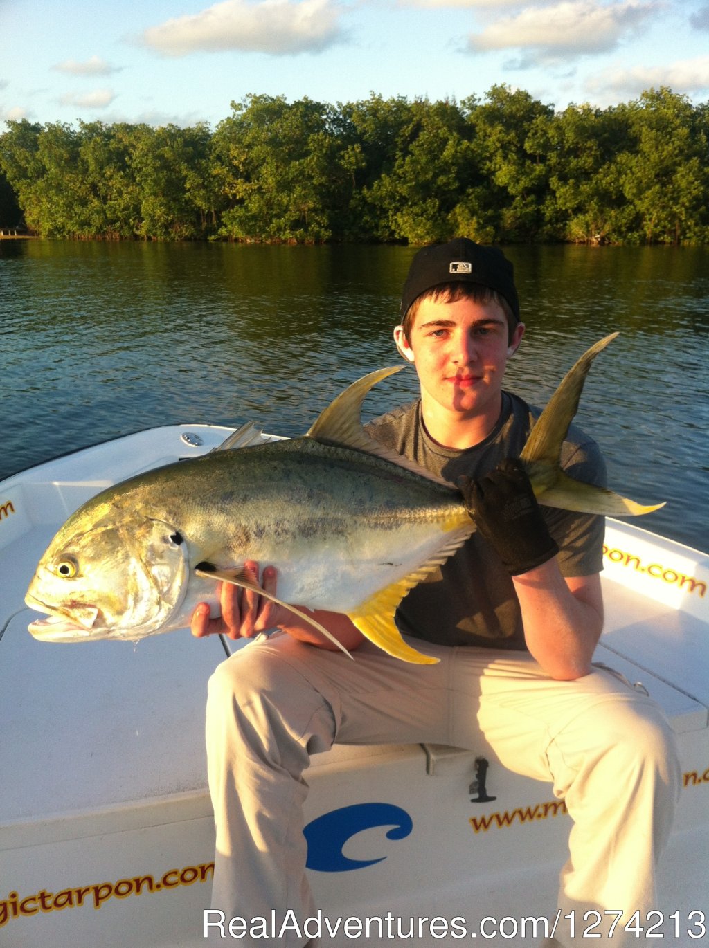 Nice Jack | Tarpon And Snook Fishing In San Juan | Image #3/10 | 