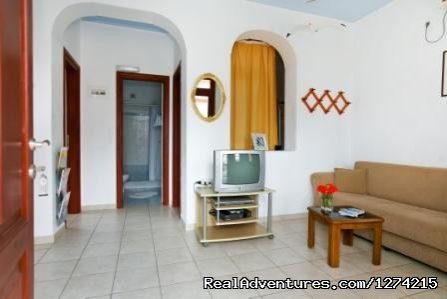 Santorini Villa The Birds apartments with Free Car | Image #7/9 | 