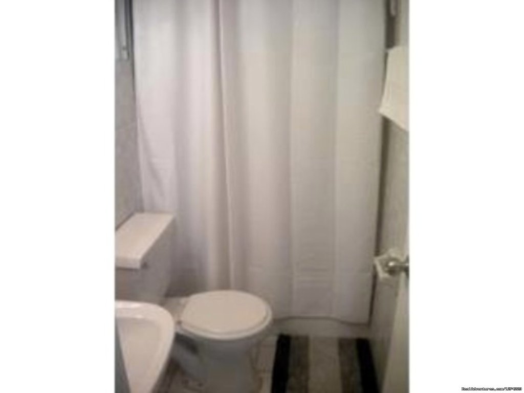 Bathroom | Ocho Rios beachfront resort condo | Image #3/6 | 