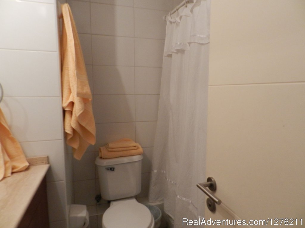 Bathroom | Best Location furnished Apart Santiago Downtown | Image #5/14 | 