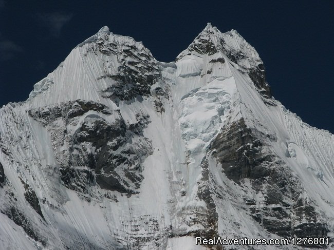 Trekking in Huayhuash, Peru. | Peru Expeditions - Tour Operator | Image #12/26 | 