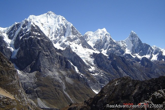 Trekking in Huayhuash, Peru. | Peru Expeditions - Tour Operator | Image #15/26 | 