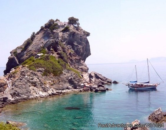 Under the 'Mamma mia' church | Authentic way to enjoy Greek islands like Odysseus | Image #12/14 | 