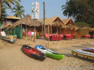 DucknChill-Agonda, Huts, Bar and Restaurant