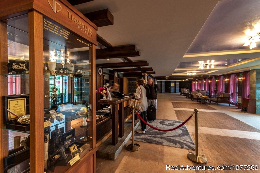 Grand Royale Hotel and SPA Bansko | Image #2/23 | 