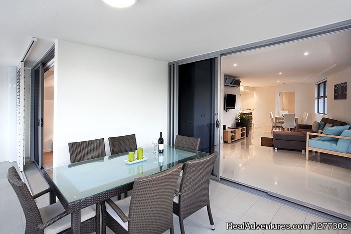 Luxury Mooloolaba accommodation | Coco Mooloolaba | Image #2/6 | 