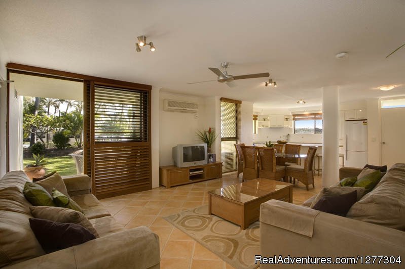 Noosaville Accommodation:Riverfront Holiday Apartments | Noosaville Accommodation:Riverfront Apartment | Image #2/8 | 