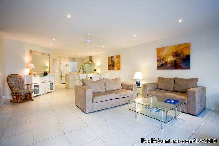 Noosa waterfront Accommodation | Skippers Cove Noosa | Noosaville, Australia | Vacation Rentals | Image #1/8 | 