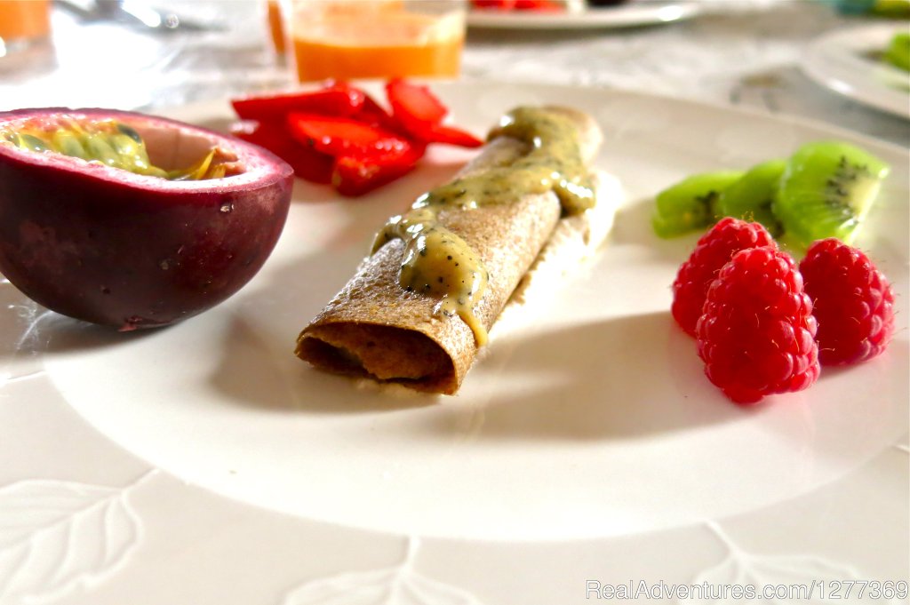 Raw gourmet breakfast | Yoga, Gourmet Raw food/chocolate South of France | Image #11/17 | 