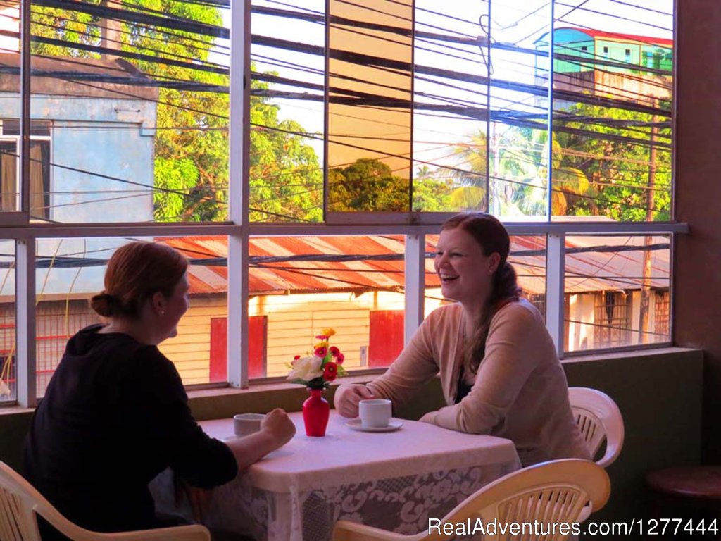 Eating breakfast | Pirwa Maldonado: Explore the Peruvian Amazon | Image #9/11 | 