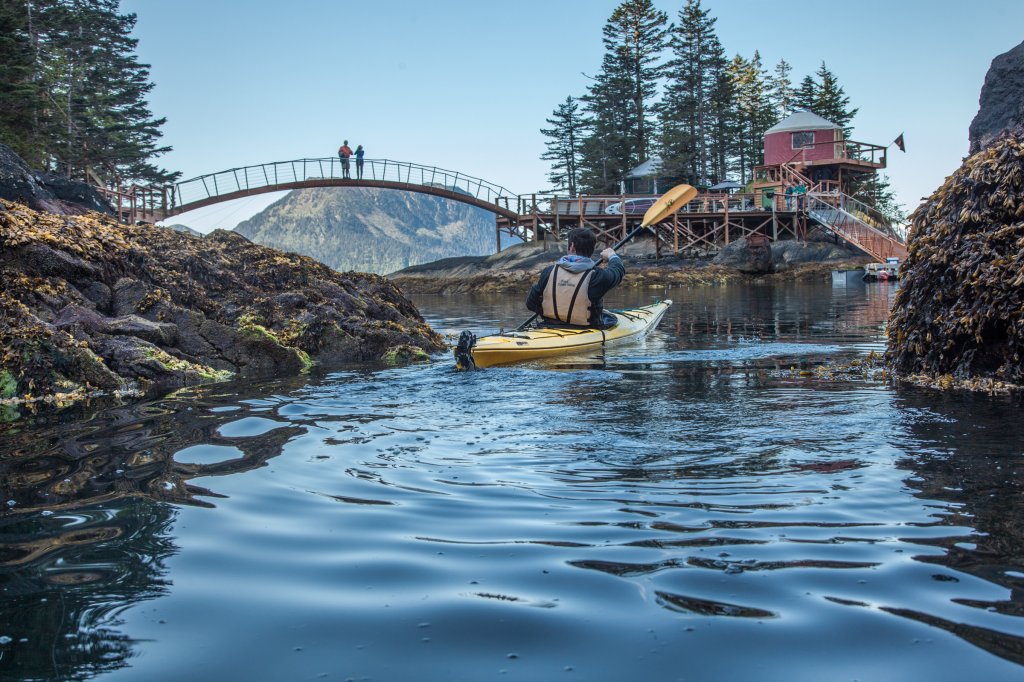 Kayaking | Orca Island Cabins | Image #5/5 | 