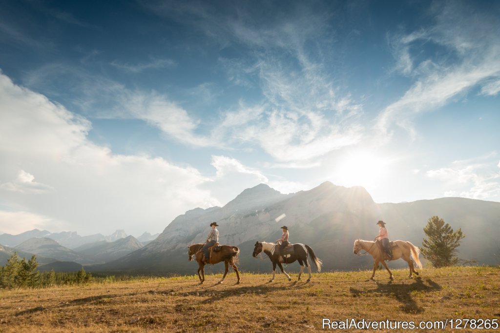 The Ridge | Boundary Ranch Home of the 'Guy on a Buffalo' | Image #2/10 | 