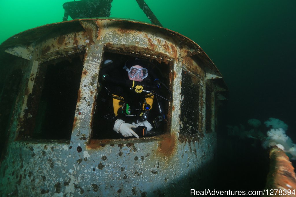 RiveTow Lion wreck | Alberta Adventure Divers | Image #2/5 | 