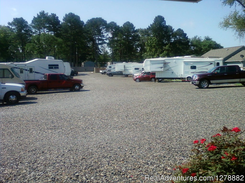 RV Sites | Leisure Landing Rv Park, Beautiful Hot Springs, Ar | Image #5/26 | 