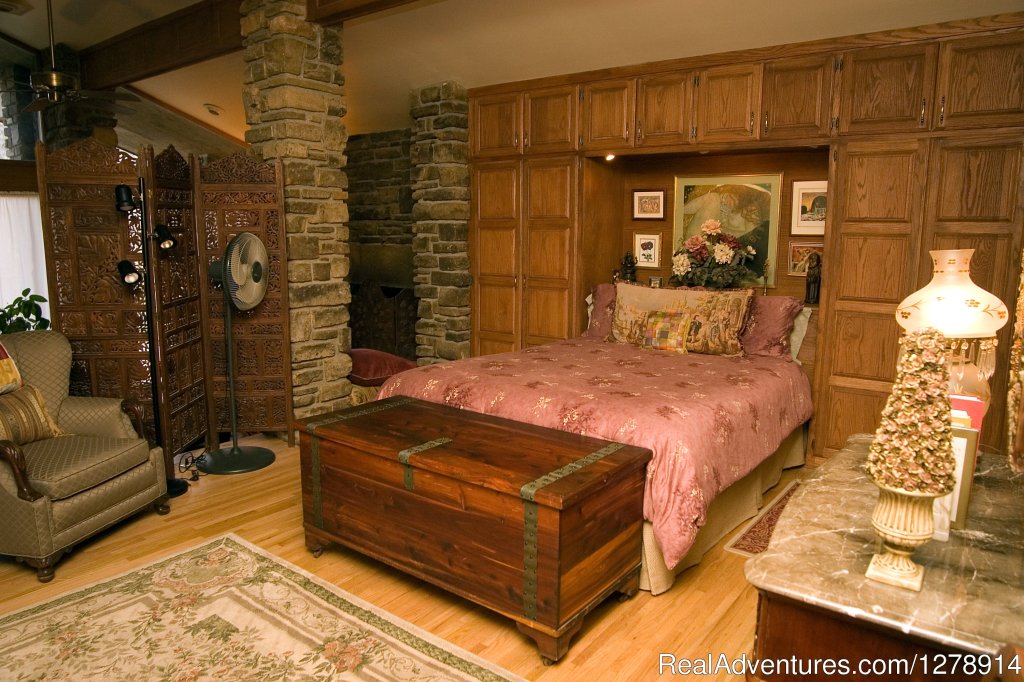 Azalea Falls Lodge | Kingston, Arkansas  | Vacation Rentals | Image #1/6 | 