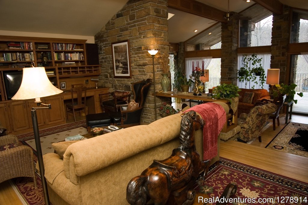 Azalea Falls Lodge | Image #3/6 | 