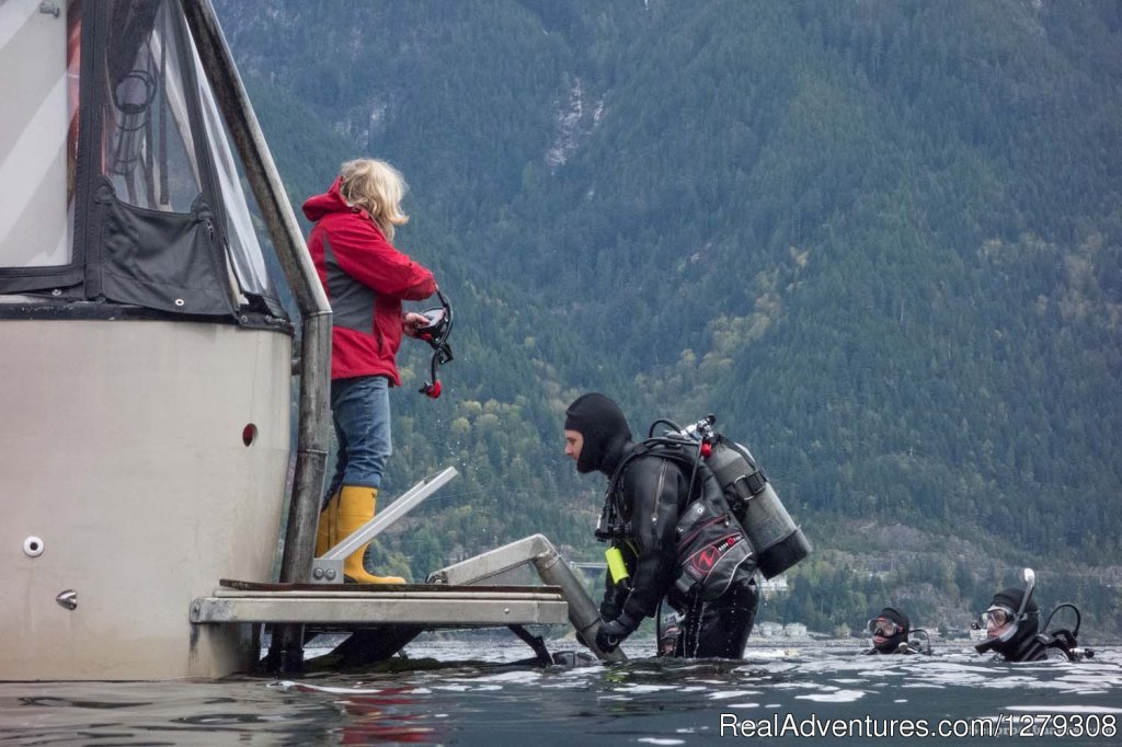 Exiting after a Dive | Sea Dragon Charters | Image #6/11 | 