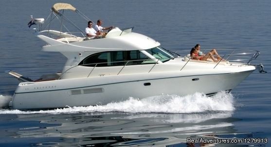 36' Jeanneau Prestige | Los Angeles Yacht Charters | Image #3/5 | 