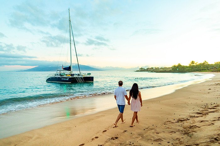 Maluaka Beach Loading | Kai Kanani Sailing | Image #4/6 | 