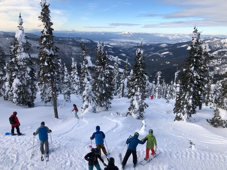 Cat Skiing | Selkirk Powder: Guides | Image #18/18 | 