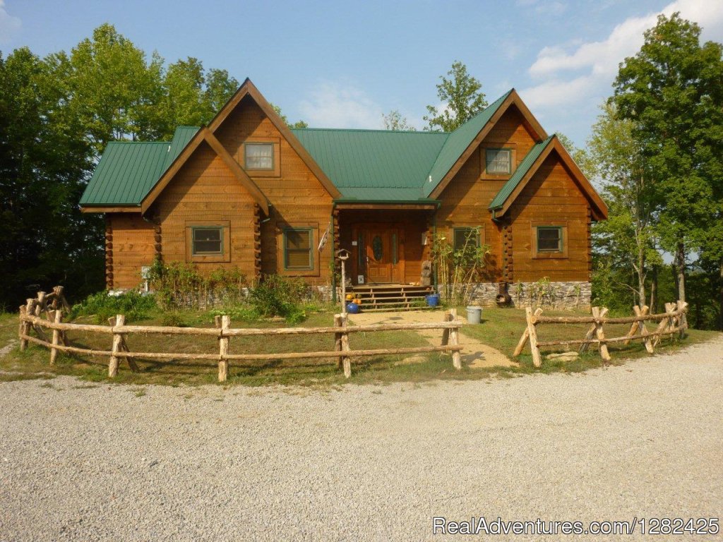 Hidden Cave Ranch Bed and Breakfast | Unique Lodging Hidden Cave Ranch Bed and Breakfast | Burkesville, Kentucky  | Bed & Breakfasts | Image #1/23 | 