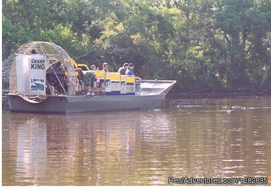 16 Passenger Airboat Tours | Louisiana Tour Company | Image #2/5 | 