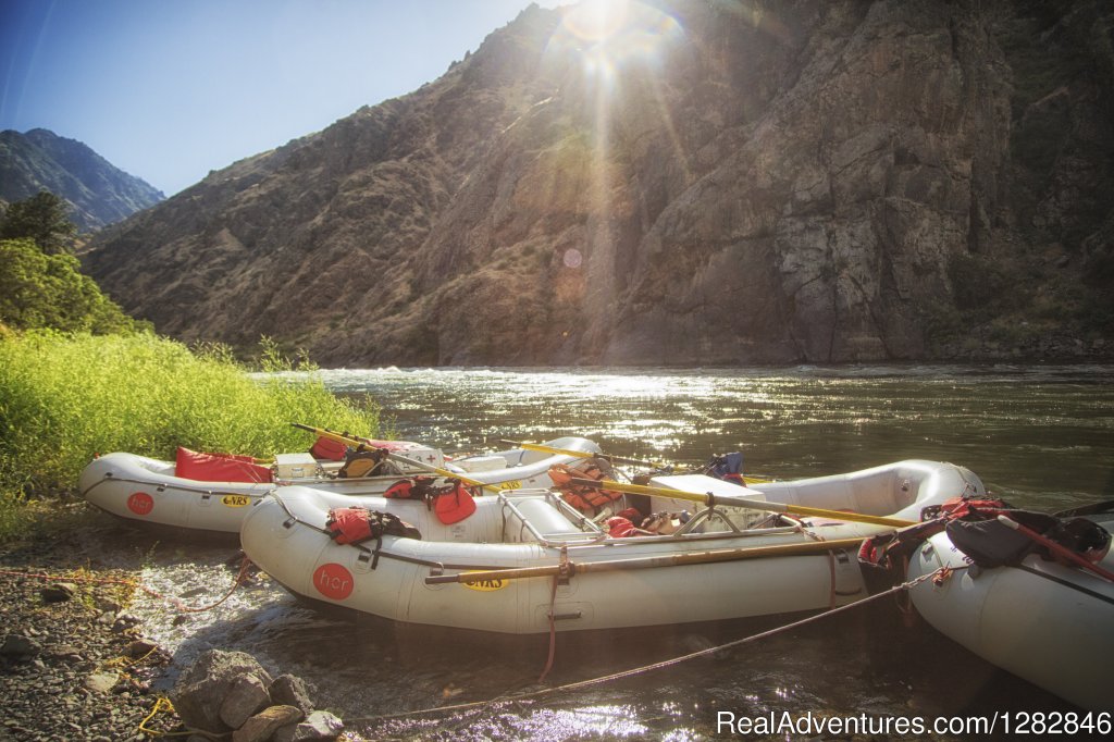 Sunrise in Hells Canyon | Hells Canyon Raft Since 1983 | Mccall, Idaho  | Rafting Trips | Image #1/7 | 